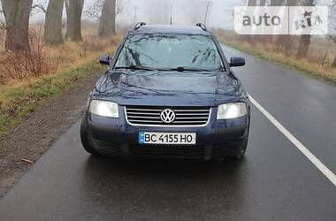 Универсал Volkswagen Passat 2001 в Жовкве