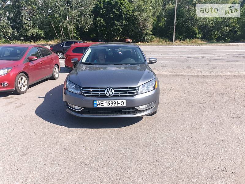 Седан Volkswagen Passat 2013 в 
