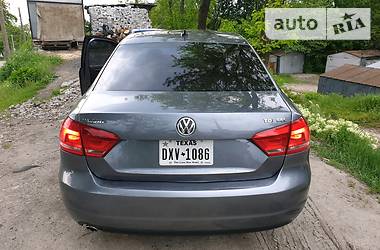 Седан Volkswagen Passat 2013 в 