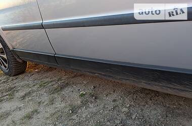 Седан Volkswagen Passat 2000 в 