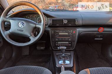 Седан Volkswagen Passat 2000 в 