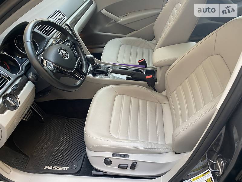 Седан Volkswagen Passat 2017 в Луцьку фото 17 Седан Volkswagen Passat 2017 в Луцьку