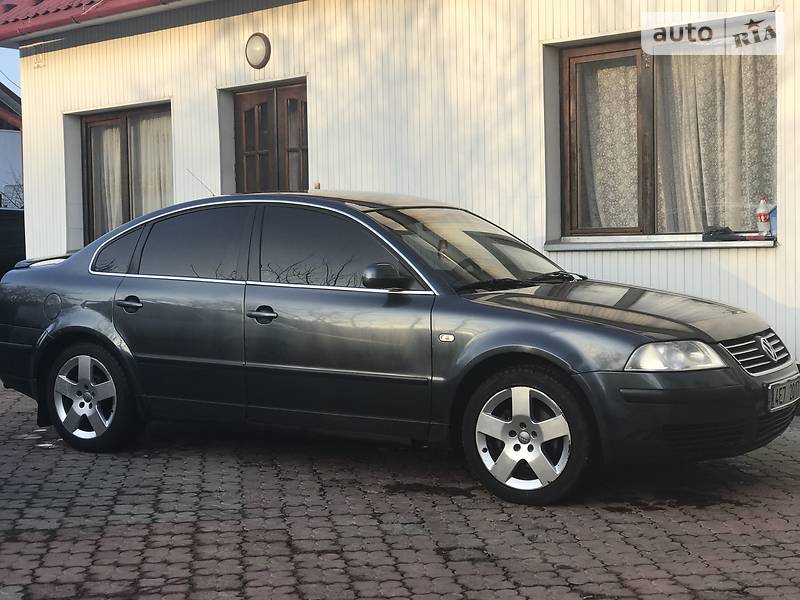 Седан Volkswagen Passat 2002 в Снятине