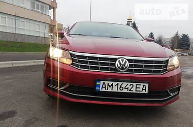 Седан Volkswagen Passat 2017 в Житомирі