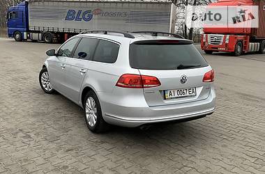 Універсал Volkswagen Passat 2011 в Бучі