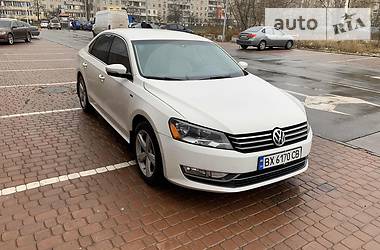 Седан Volkswagen Passat 2016 в Києві
