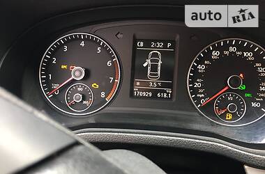 Седан Volkswagen Passat 2011 в 