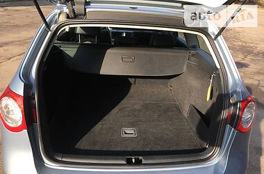 Універсал Volkswagen Passat 2010 в 