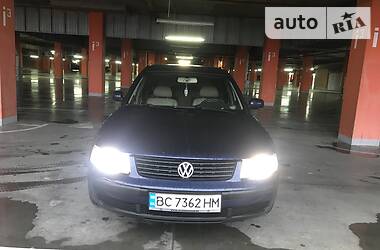 Седан Volkswagen Passat 2000 в 