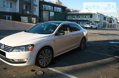 Седан Volkswagen Passat 2015 в 