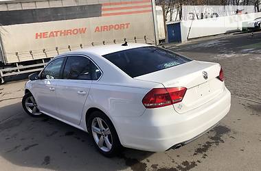 Седан Volkswagen Passat 2012 в 