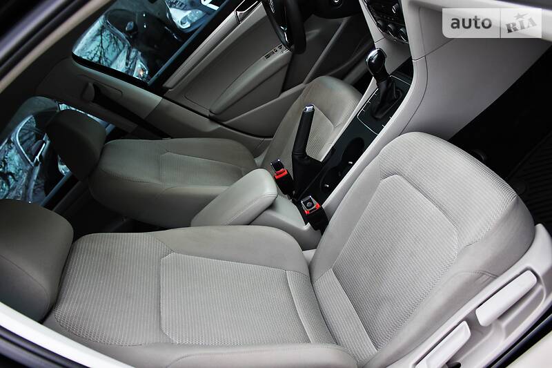 Седан Volkswagen Passat 2017 в Одесі