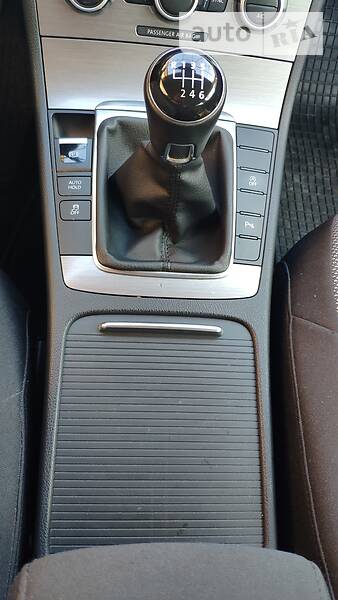 Універсал Volkswagen Passat 2013 в Ужгороді фото 27 Універсал Volkswagen Passat 2013 в Ужгороді