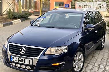 Універсал Volkswagen Passat 2009 в 