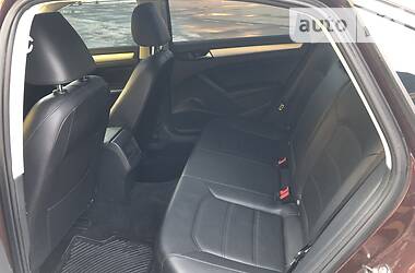 Седан Volkswagen Passat 2012 в 