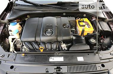Седан Volkswagen Passat 2012 в 