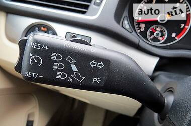 Седан Volkswagen Passat 2015 в 