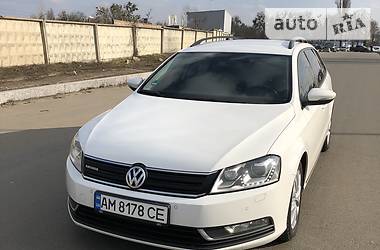 Универсал Volkswagen Passat 2011 в Киеве