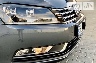 Седан Volkswagen Passat 2011 в 