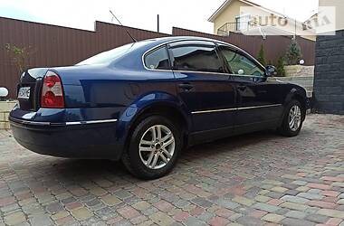 Седан Volkswagen Passat 2004 в 