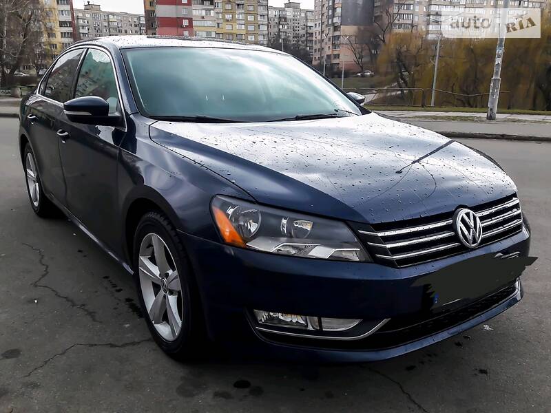 Седан Volkswagen Passat 2015 в Києві