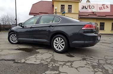 Седан Volkswagen Passat 2015 в 