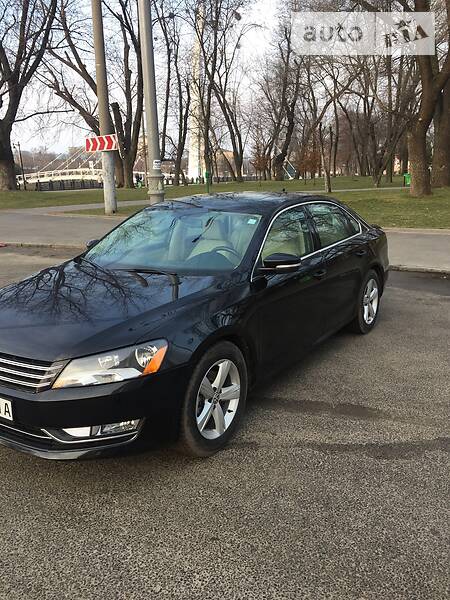 Седан Volkswagen Passat 2013 в 