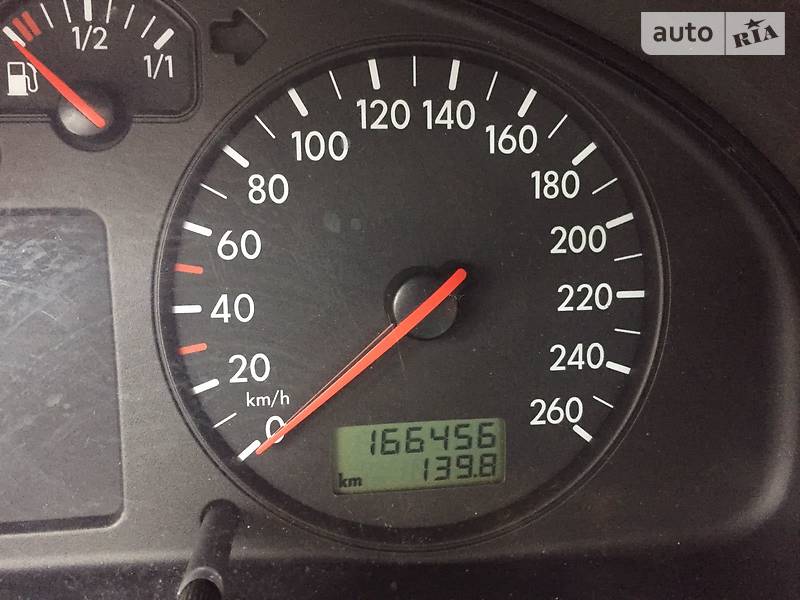 Седан Volkswagen Passat 1999 в Києві фото 12 Седан Volkswagen Passat 1999 в Києві