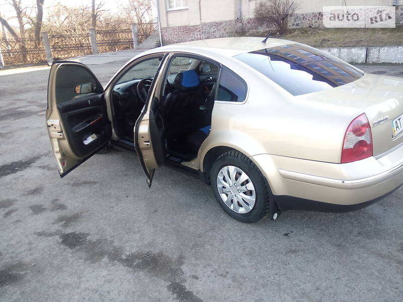 Седан Volkswagen Passat 2002 в Івано-Франківську
