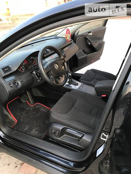 Універсал Volkswagen Passat 2006 в Ізюмі