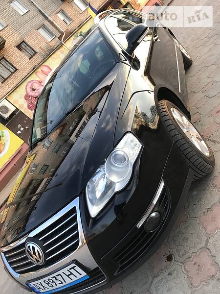 Універсал Volkswagen Passat 2006 в Ізюмі