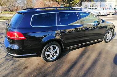 Універсал Volkswagen Passat 2011 в 