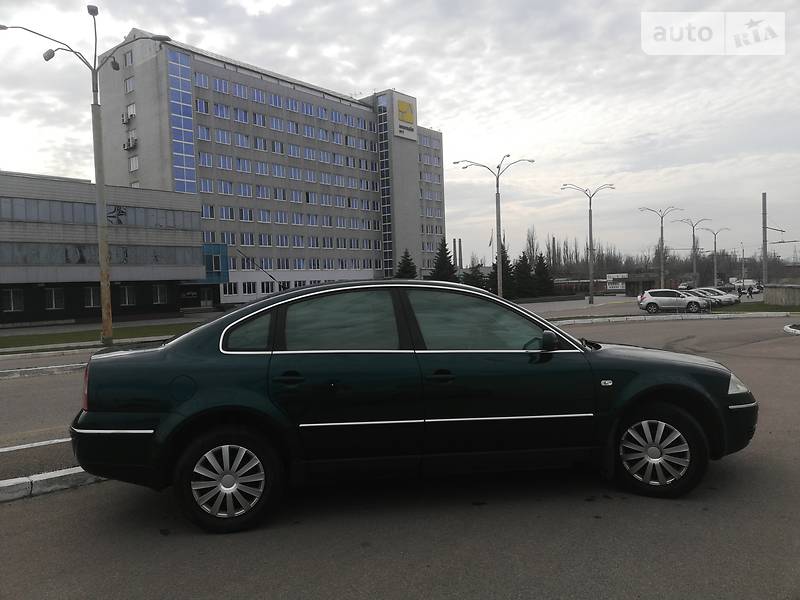 Седан Volkswagen Passat 2002 в Дніпрі