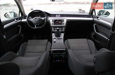 Универсал Volkswagen Passat 2015 в Львове