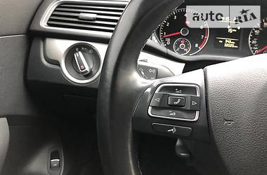Седан Volkswagen Passat 2014 в 