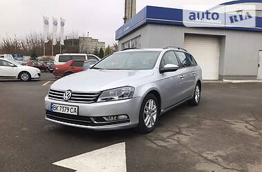 Універсал Volkswagen Passat 2012 в Рівному