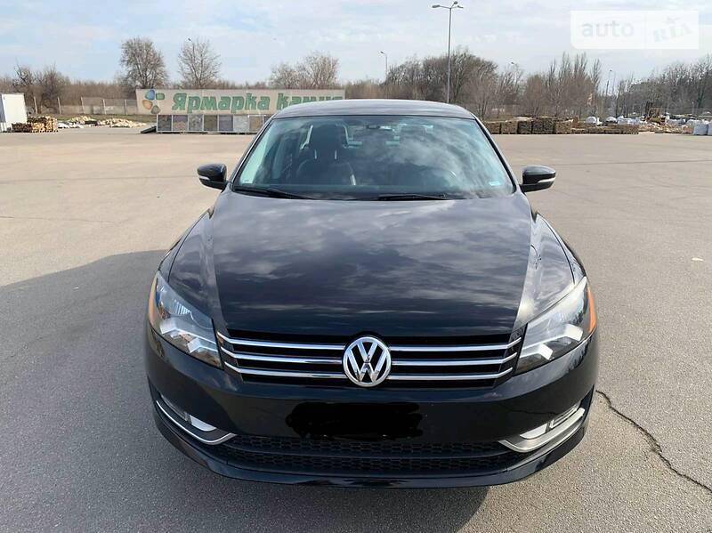 Седан Volkswagen Passat 2015 в Дніпрі