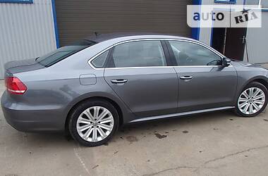 Седан Volkswagen Passat 2014 в Чернигове