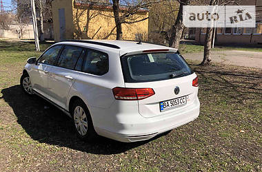 Універсал Volkswagen Passat 2015 в 
