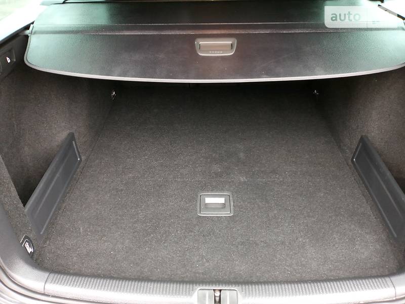 Універсал Volkswagen Passat 2012 в Бродах