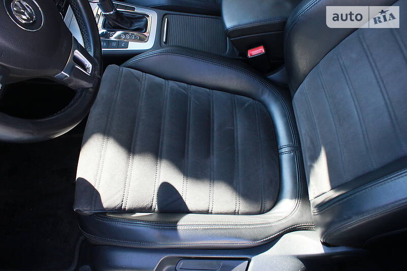 Універсал Volkswagen Passat 2009 в Львові