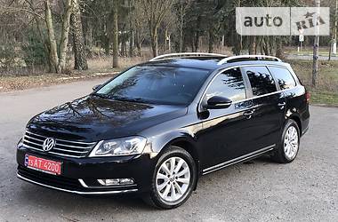 Універсал Volkswagen Passat 2012 в 