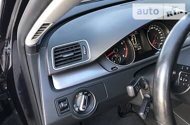 Універсал Volkswagen Passat 2012 в 