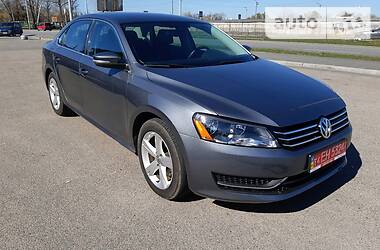 Седан Volkswagen Passat 2013 в 