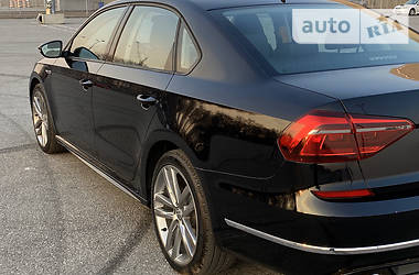 Седан Volkswagen Passat 2018 в 