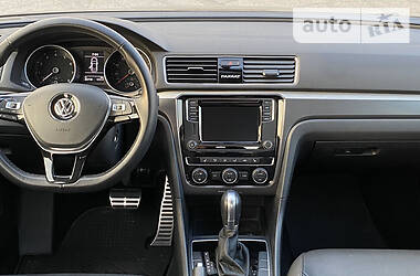 Седан Volkswagen Passat 2018 в 