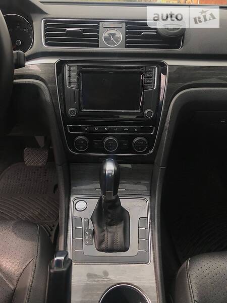 Седан Volkswagen Passat 2016 в Запоріжжі