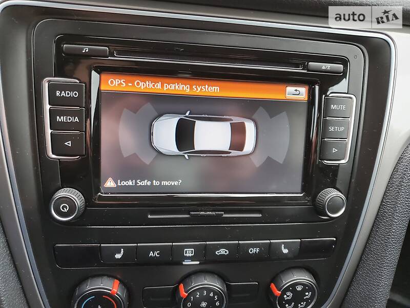 Седан Volkswagen Passat 2014 в 