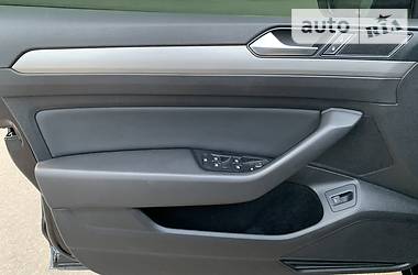 Седан Volkswagen Passat 2015 в 