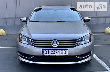 Седан Volkswagen Passat 2012 в 